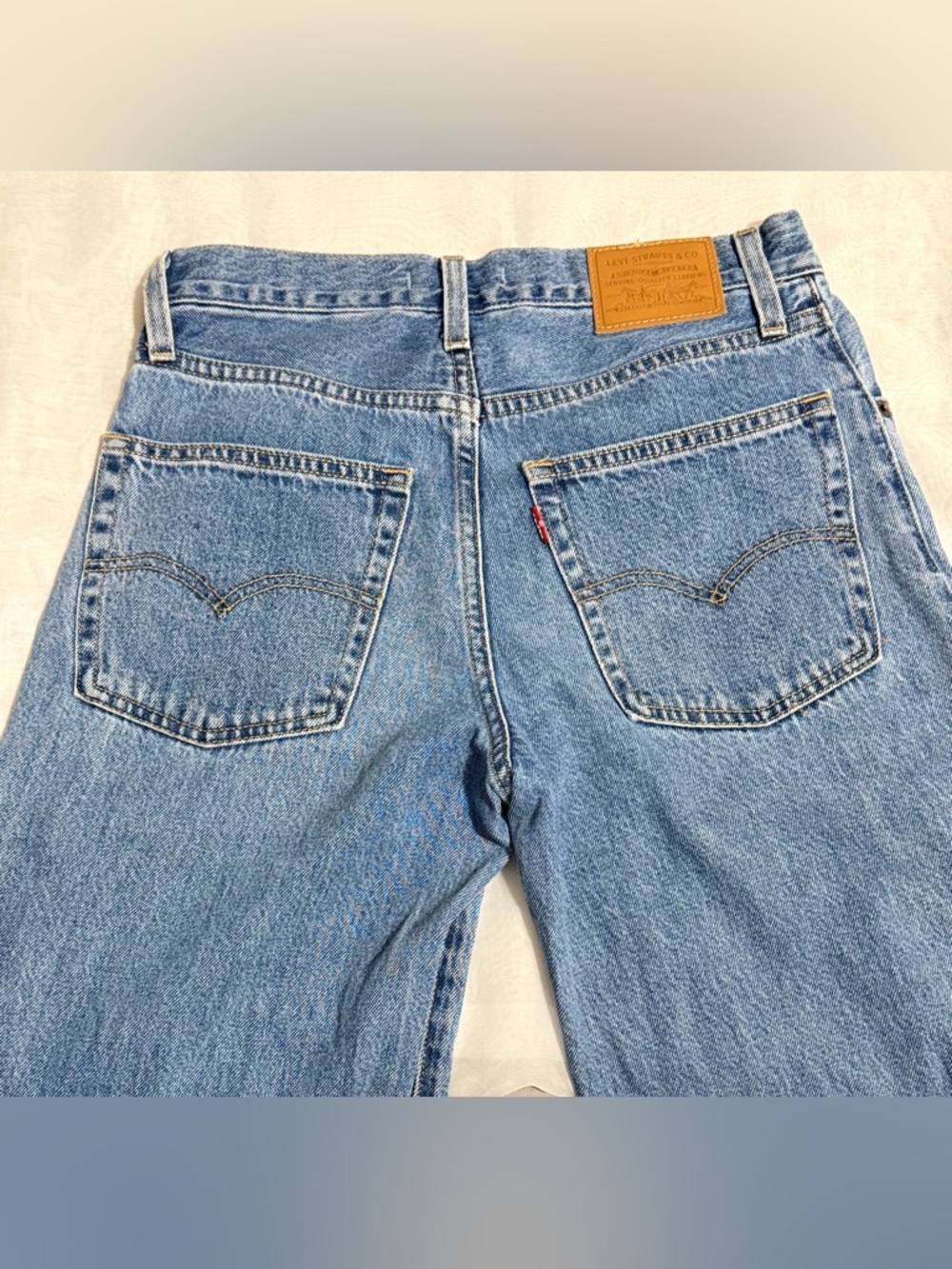 Levi’s Baggy Dad (Size 24) - Picture 5 of 8